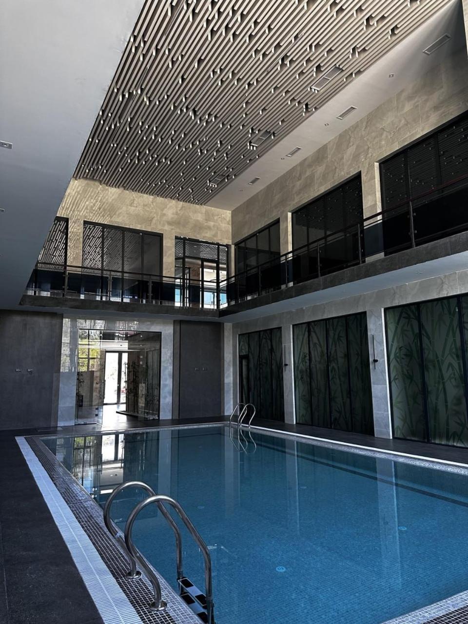 Ziyorat Luxury Hotel Fergana Exteriér fotografie