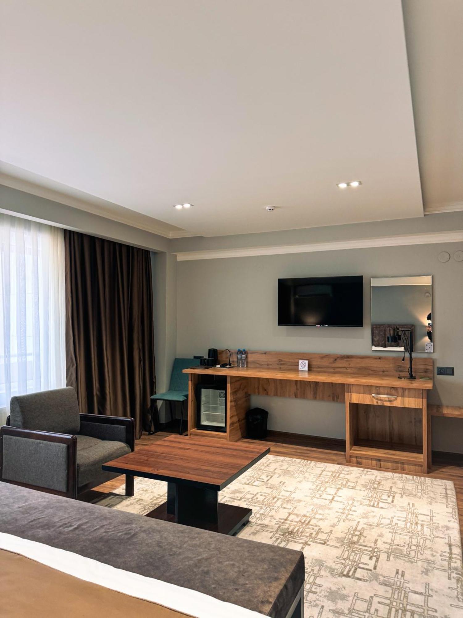 Ziyorat Luxury Hotel Fergana Exteriér fotografie