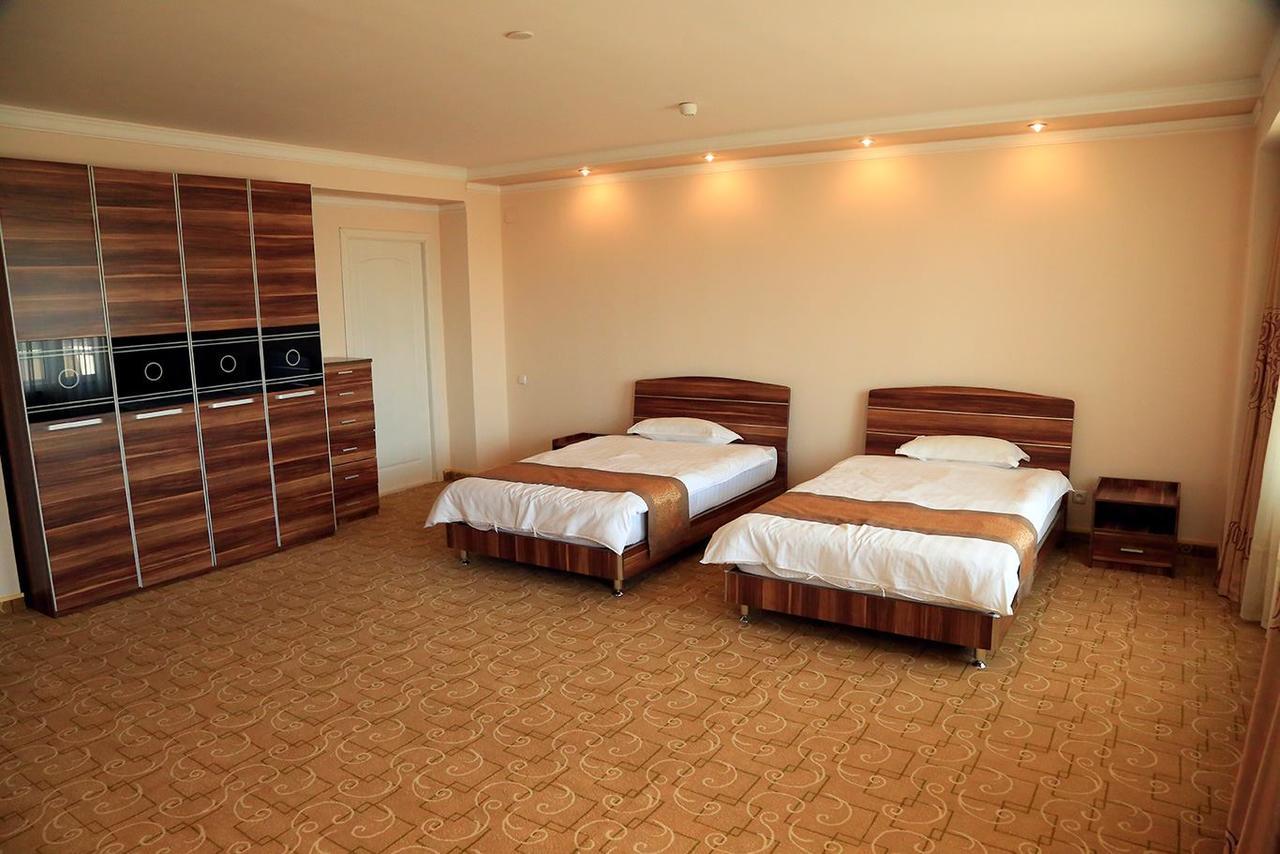 Ziyorat Luxury Hotel Fergana Exteriér fotografie