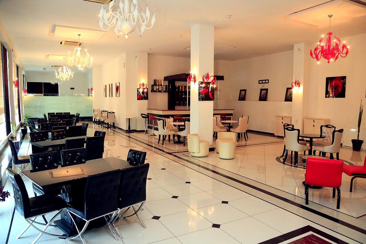 Ziyorat Luxury Hotel Fergana Exteriér fotografie